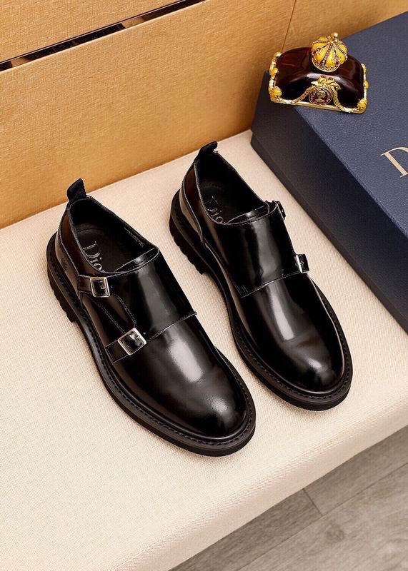 DIOR Men's Shoes 401